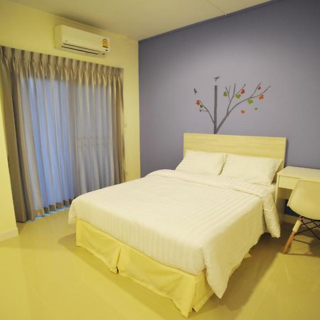 The Garden Living Ξενοδοχείο Μπανγκόκ Εξωτερικό φωτογραφία